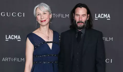 Keanu Reeves și iubita lui, Alexandra Grant, într-o ipostază surprinzătoare la o întâlnire în Londra. Cum a atras actorul atenția