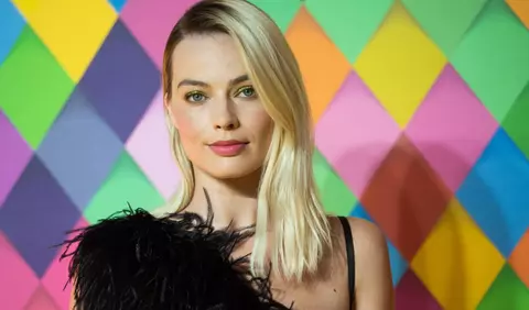 Margot Robbie, prima apariție alături de fiul său. Cum a fost surprinsă actrița