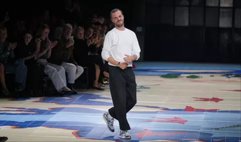 Matthieu Blazy este noul director de creație al casei Chanel