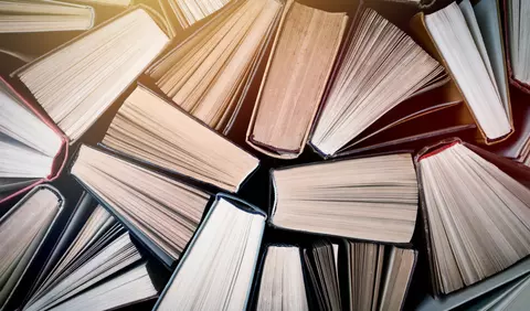 BookTok: despre lectură în era haotică a Internetului