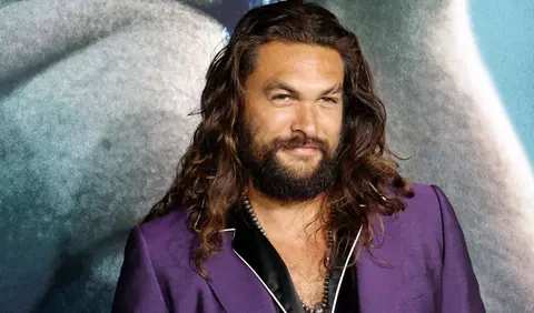 Jason Momoa și noua sa iubită, prima apariție pe covorul roșu. La ce eveniment au participat cei doi