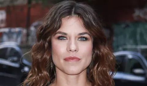 EXCLUSIV: Ana Ularu, experiență inedită pe podium la Mercedes-Benz Bucharest Fashion Week: "O carieră în care aș putea să încerc"