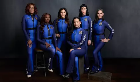 Katy Perry, Lauren Sanchez și restul echipajului feminin de la Blue Origin, primele declarații emoționante după călătoria în spațiu