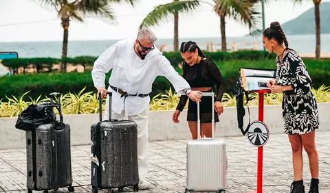 Câți bani ar fi primit Cătălin Botezatu pentru participarea de câteva zile la Asia Express 2025