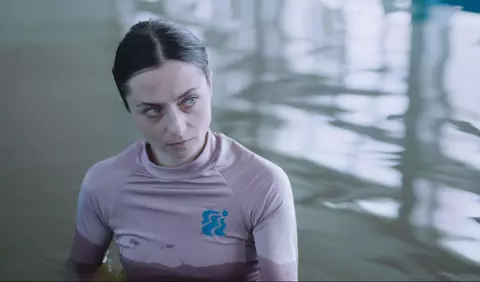 „Nu mă lăsa să mor” - o poveste de ficțiune cu Cosmina Stratan și Elina Löwensohn despre realitatea dureroasă a singurătății, din 5 decembrie în cinematografe