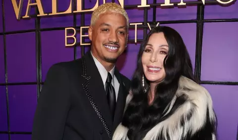 Cher rupe tăcerea în legătură cu zvonurile privind o posibilă căsătorie cu Alexander "AE" Edwards