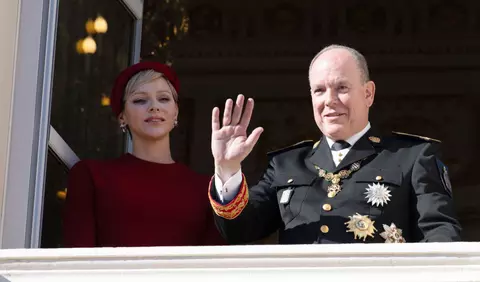 Prințul Albert de Monaco, surprins cu o cicatrice pe față după o operație recentă. Cum a apărut la Vatican alături de Papa Leon al XIV-lea