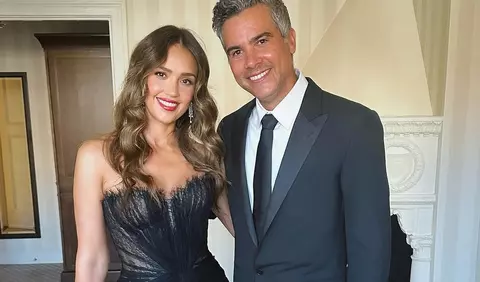 Cum a apărut Jessica Alba alături de noul partener, după ce a finalizat divorțul de Cash Warren