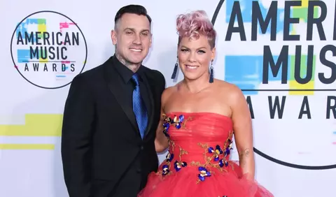 Pink, reacție tranșantă pe fondul zvonurilor privind divorțul de Carey Hart: "Vreți să le spuneți și copiilor mei?"