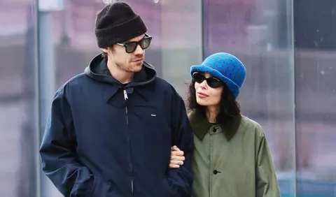 Harry Styles își dorește un copil, după logodna cu Zoë Kravitz. Ce au dezvăluit surse apropiate artistului