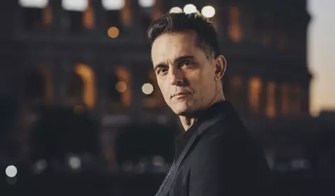 Ce spune actorul Pedro Alonso din serialul Berlín despre scriitorul și istoricul religiilor Mircea Eliade: "M-a interesat foarte mult perspectiva" (EXCLUSIV)