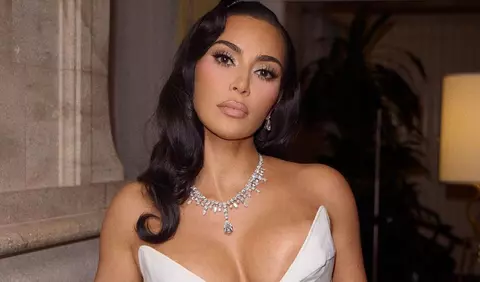 Ce despăgubiri cere Kim Kardashian în instanță de la autorii jafului de bijuterii în valoare de peste 8 milioane de euro din Paris