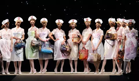 Louis Vuitton sau parcursul exemplar de la marochinărie la fashion