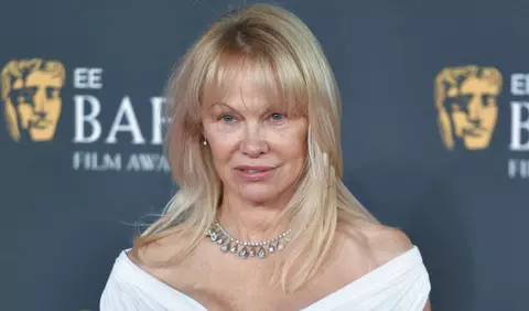 Pamela Anderson este pregătită de o nouă relație, pe fondul zvonurilor legate de o idilă cu Tom Cruise