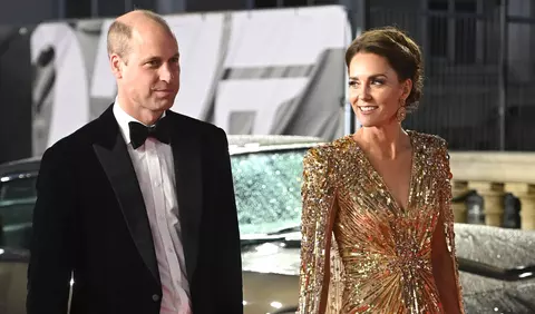 Kate Middleton și Prințul William, surprinși în rare ipostaze tandre. Imaginile au devenit virale
