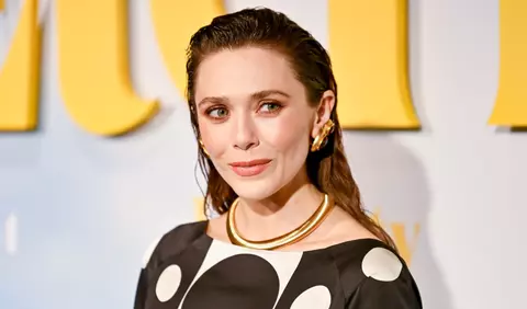 Elizabeth Olsen a devenit mamă pentru prima dată. Cum a fost surprinsă actrița împreună cu bebelușul