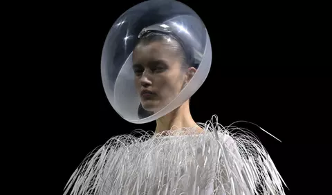 ELLE Fashion Voice: Viitorul poartă altceva. Ce rămâne uman?
