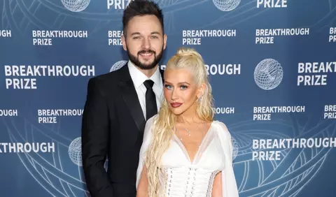 Christina Aguilera și logodnicul ei, surprinși în ipostaze pasionale în vacanța din Portofino