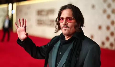 Johnny Depp, gest bizar la o petrecere din Las Vegas. Ce a făcut actorul în fața fotografilor