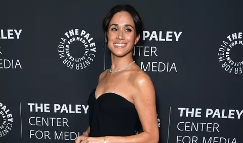 Meghan Markle, văzută pentru prima dată în public după mutarea în Marea Britanie. Unde și alături de ce vedete a fost surprinsă Ducesa de Sussex