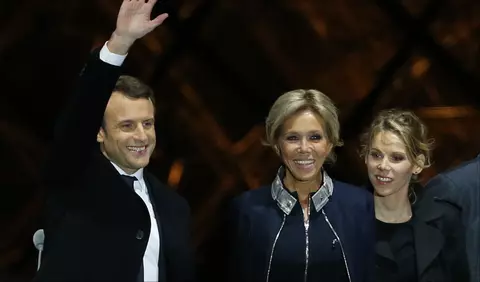 Fiica lui Brigitte Macron calcă pe urmele mamei sale. Cine e partenerul ei, cu douăzeci de ani mai tânăr?