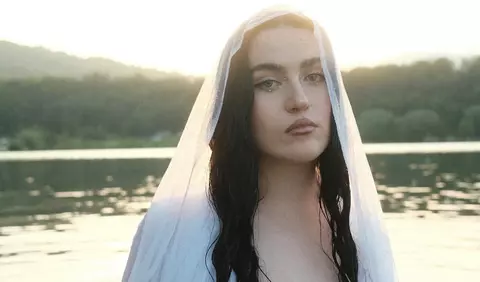 Românca Teodora Sava a întors toate scaunele la "The Voice UK". Artista a impresionat întregul juriu