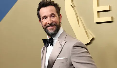 Noah Wyle a fost desemnat de revista People "Cel mai sexy bărbat în viață". Cum a reacționat actorul din serialul "The Pitt"