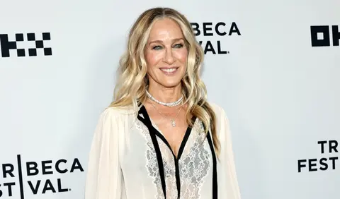 Sarah Jessica Parker, apariție de poveste la New York. Actrița a recreat stilul iconic al lui Carrie Bradshaw