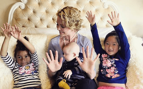 Katherine Heigl vorbește despre creșterea în greutate. Cum a reușit să slăbească 13 kilograme la doar o săptămână după ce a născut