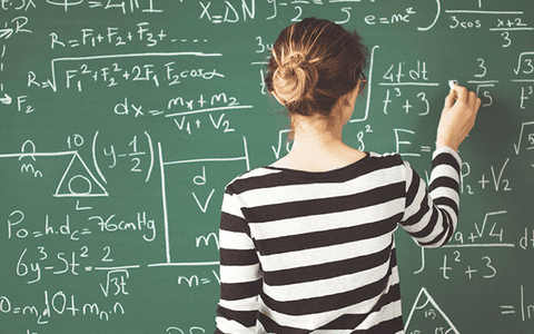 (P) Clubul matematicienilor: 5 metode prin care această colecție stimulează performanța la matematică