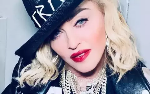 Madonna, pictorial topless, la 63 de ani. Fotografiile i-au șocat pe fani, iar Instagram le-a șters
