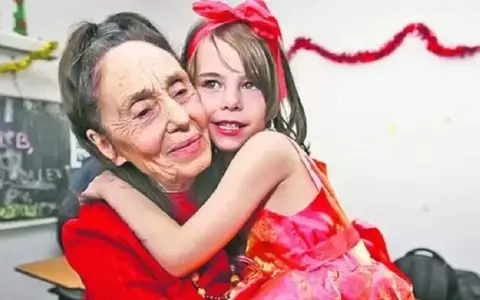 Ce legătură a avut Maurice Munteanu cu Adriana Iliescu, cea mai bătrână mamă din România: „Te făcea să te îndrăgostești de…” 