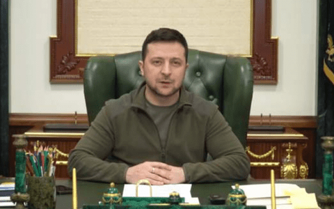 Zelenski a confirmat că se află în Kiev și a spus și adresa: "Nu mă ascund"