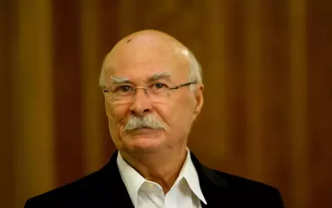Tudor Gheorghe, atac dur la adresa unor artiști din România: „Fetițele astea care cântă acum se mâțâie parcă sunt bolnave de poliomielită”