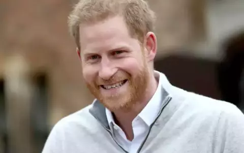 Prințul Harry lansează o carte în care spune tot adevărul despre relația cu Casa Regală: „Nu au fost niciodată apropiat de ea și încă nu sunt”