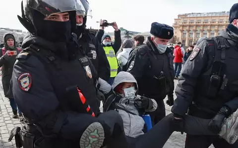 Audio. Protestatară din Moscova, bătută în secția de poliție: "O să te omor și gata. Vom fi răsplătiți..."