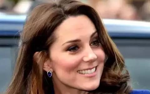 Kate Middleton a purtat o ținută-tribut pentru prințesa Diana, la slujba de Paște