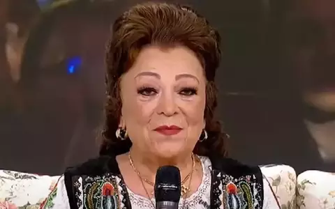 Prima fotografie cu Maria Ciobanu, după ce s-a zvonit că este bolnavă. La 84 de ani, artista s-a pozat cu soțul și cu fiica ei