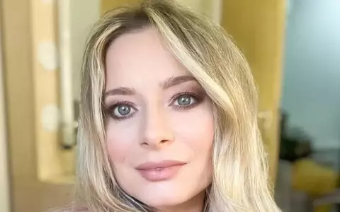 Laura Cosoi, totul despre cea de a treia naștere naturală: "A durat două ore și jumătate, contracții puternice, și..."