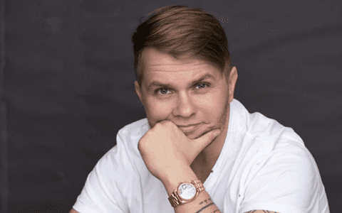 Ce destinație de vacanță a ales Codin Maticiuc. A plecat cu iubita însărcinată și cei doi copii: „Toate dorințele mele sunt...”