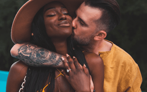 Florin Ristei și iubita lui, Naomi Hedman, vacanță romantică în Grecia. Imagini de senzație din resortul de lux