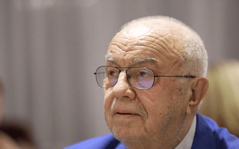 În ce și-a investit averea Alexandru Arșinel. Avea 4 case, terenuri, dar și o colecție de timbre