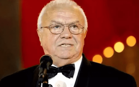 Cum se simte Alexandru Arșinel, după externarea din spital. Actorul este îngrijit la domiciliu