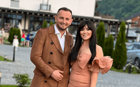 Carmen de la Sălciua a amânat nunta cu Marian Corcheș. Artista a explicat motivul: „Nu prea avem timp pentru noi”