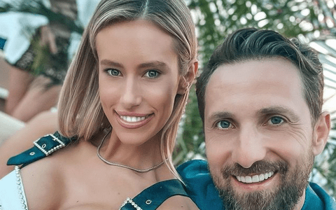 De ce Dani Oțil și Gabriela Prisăcariu au făcut nunta înainte de a deveni părinți: „Cine a mai văzut mireasă în luna a 9-a?”
