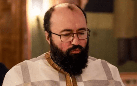 Avocatul preotului Visarion Alexa neagă existența altor cinci plângeri pentru agresiune sexuală: „Nu știu în ce măsură sunt reale”