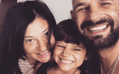 „Degeaba am sănătate, dacă nu am familie”. Ce i-a spus fiica lui Nosfe mamei sale, la o lună după moartea artistului