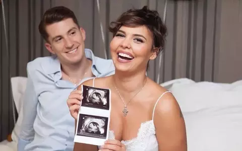 Andreea Popescu credea că va avea o fetiță, dar va naște un băiețel: „Pregătisem ideea de cameră a surorilor, hăinuțele...”