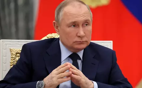 Mandat de arestare pe numele lui Vladimir Putin, emis de Curtea Internațională de la Haga. E acuzat de crime de război