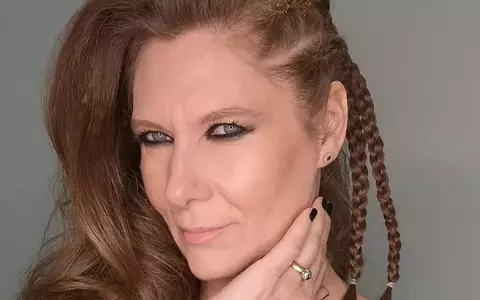 Romanița Iovan a fost pictată de Sabin Bălașa, acum 30 de ani. Cum arată tabloul și ce sacrificii a făcut pentru el: „Am stat nemișcată 6 ședințe, a câte 4 ore” / EXCLUSIV
